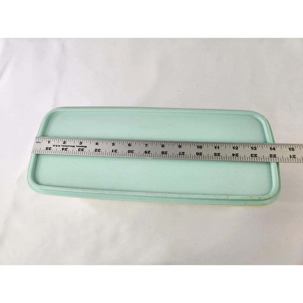 Vintage Tupperware Celery Bread Veggie Keeper Box Lid Rack Insert Container